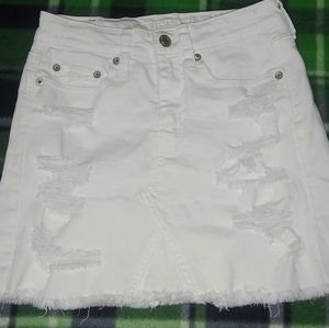 American Eagle white jean skirt